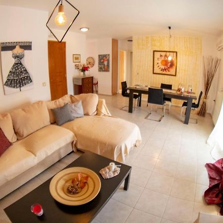 A Quiet Apartment Close To The Sea Goúvai Ngoại thất bức ảnh