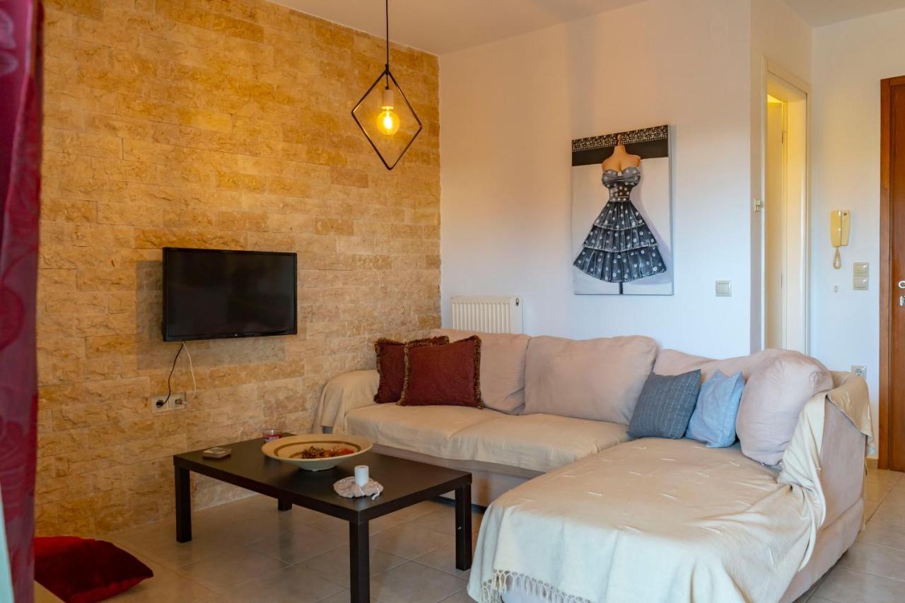 A Quiet Apartment Close To The Sea Goúvai Ngoại thất bức ảnh