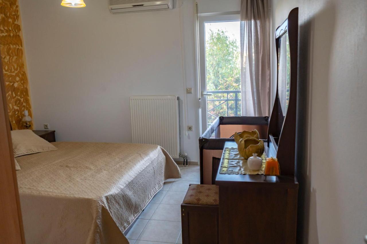 A Quiet Apartment Close To The Sea Goúvai Ngoại thất bức ảnh
